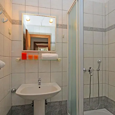 10 Apartman Rabac