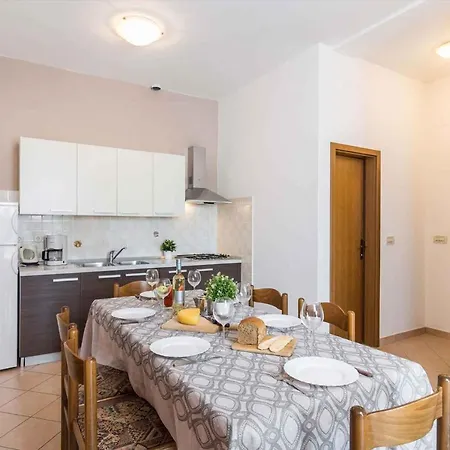 10 Apartment Rabac