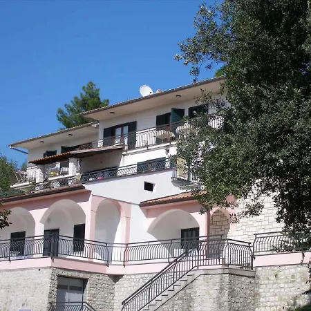 Apartment 10 *