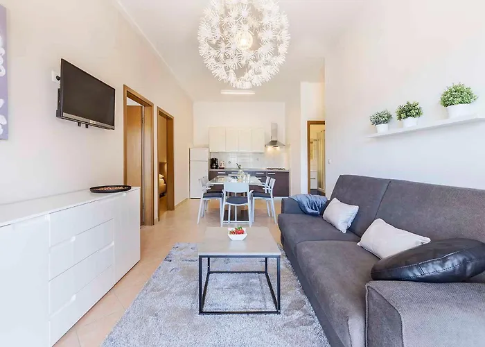 Appartement 10 *